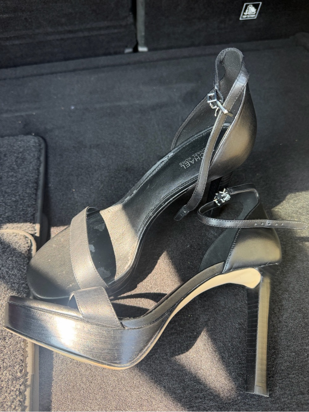 New women's Michael Kors 8.5 Black Ankle-Strap Platform Heel Sandals